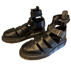 DR. MARTENS Geraldo Leather Gladiator
Sandals Closed Toe Buckle Strap Unisex
